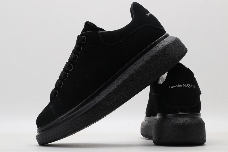 triple black alexander mcqueen sneakers