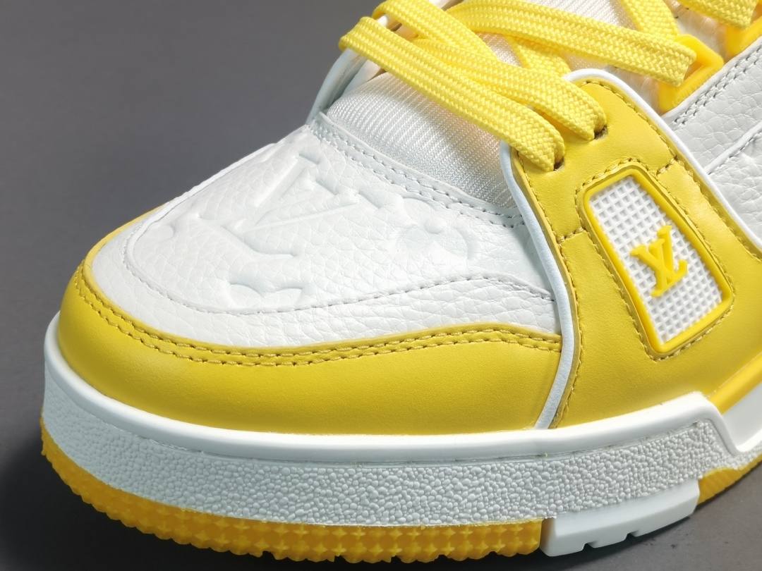 LV Trainer Sneaker Yellow For Men 1AARGE - Fernize