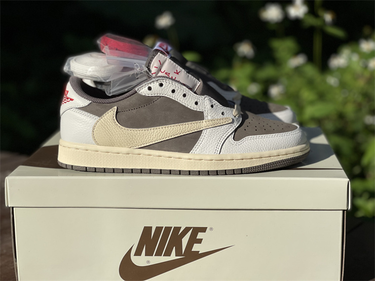 travis scott x air jordan 1 mocha