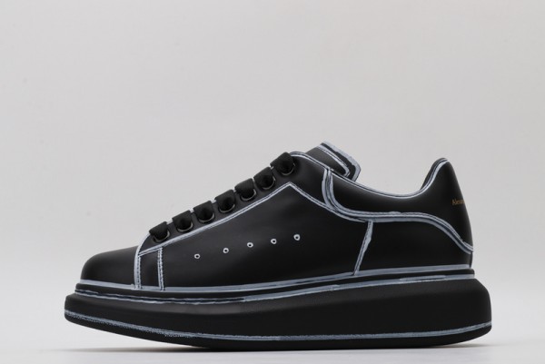 Alexander McQueen Oversized Sneaker Black White 
