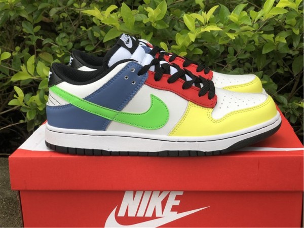 Nike Dunk Low Green Strike 