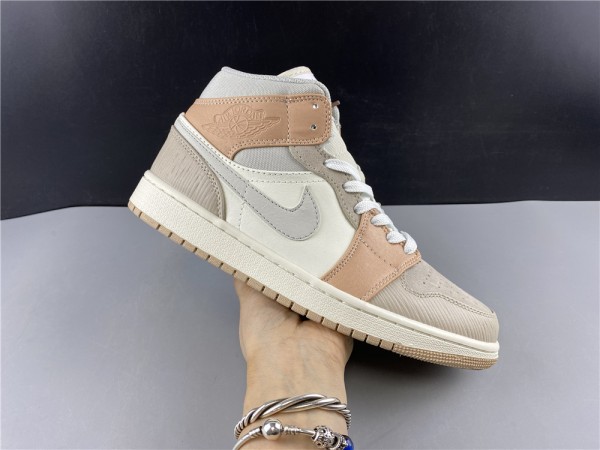 Air Jordan 1 Mid Milan