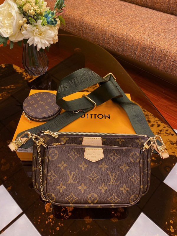 Louis Vuitton Multi Pochette Accessoires Monogram 