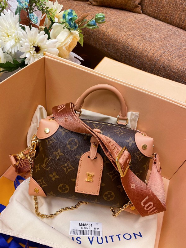 Louis Vuitton Peptite Malle Souple Peach 