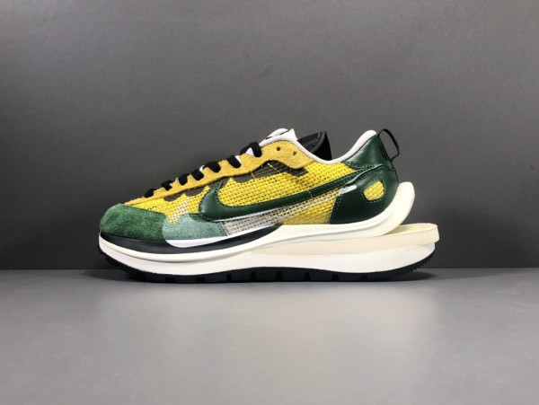 Sacai x Nike VaporWaffle Tour Yellow Stadium Green 