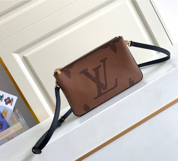 Louis Vuitton Double Zip Pochette Monogram in Brown