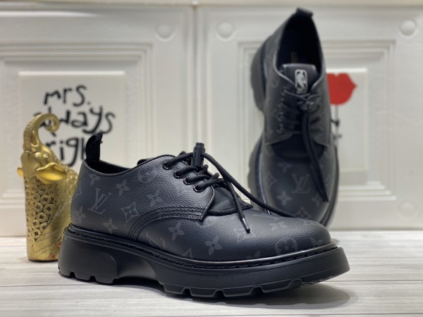 LV Logo LV Dark Blue Saffiano Leather Shoes - LCS-005