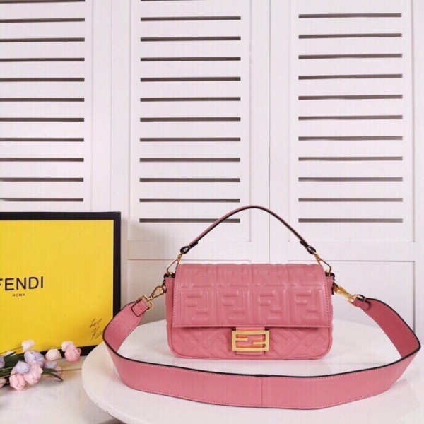 Fendi Baguette Embroidered Canvas Bag - Logo Fendi - All Pink 