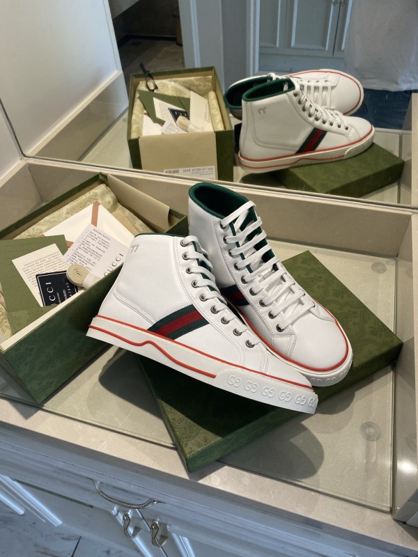 Gucci Men's Tennis 1977 High Top Sneaker 