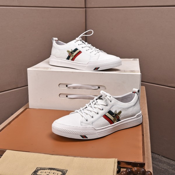 Gucci White With Bee Shoes 