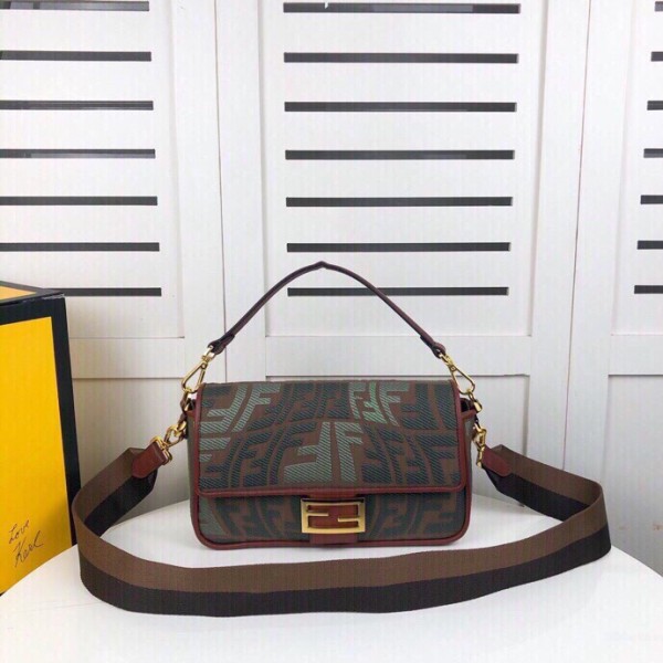 Fendi Baguette Embroidered Canvas Bag - Logo Fendi - Green Brown 