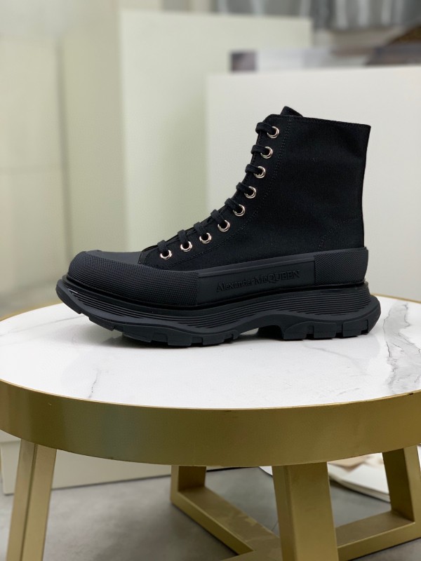 Alexander McQueen Tread Slick Boot - All Black MC-TR20