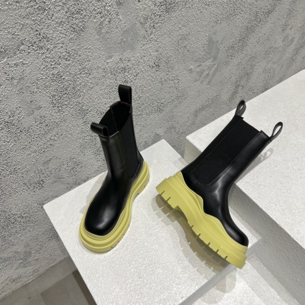 Bottega Veneta Tire Chelsea Boots - Black Yellow BVTCB-003