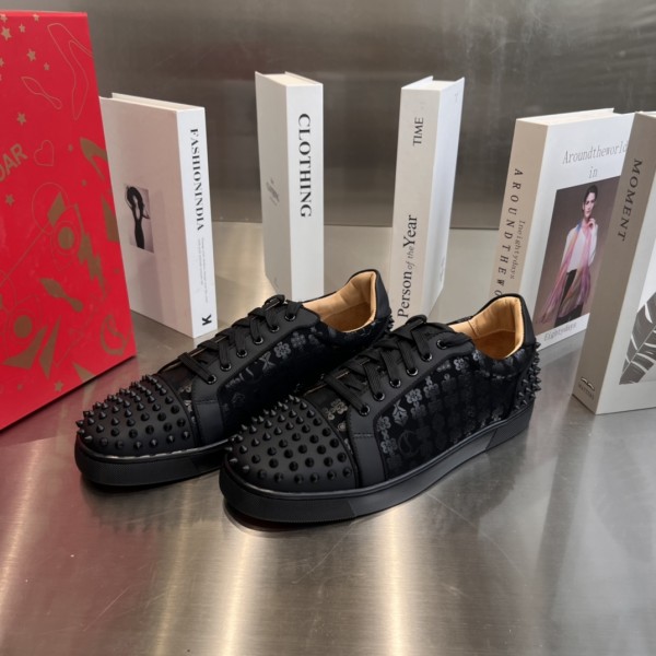 Christian Louboutin Louis Junior Spikes Sneakers - CLLT-066