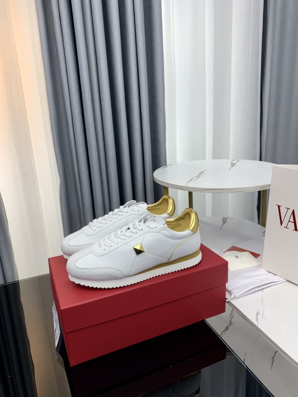 Valentino Garavani Retrorunner low-top sneakers - White Gold VLTCS-013