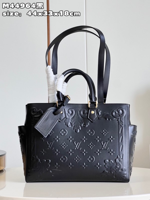 LV Sac Plat Ornaments 