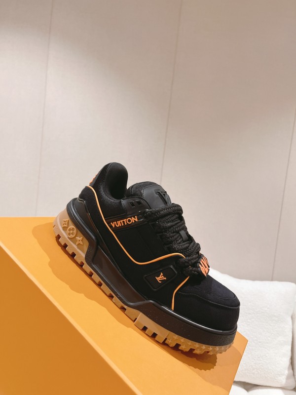 LV Trainer Sneaker - Black Orange (2023) - LV-TR006