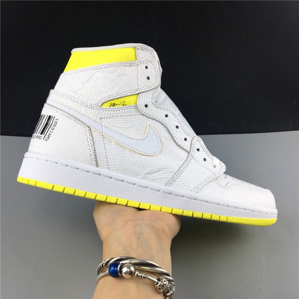 Air Jordan 1 Retro High First Class Flight 