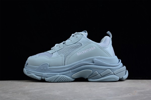 Balenciaga Triple S Sneaker Pale Blue (2022)