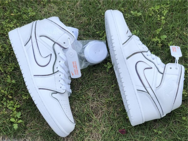 Air Jordan 1 Mid 'Iridescent Reflective White'
