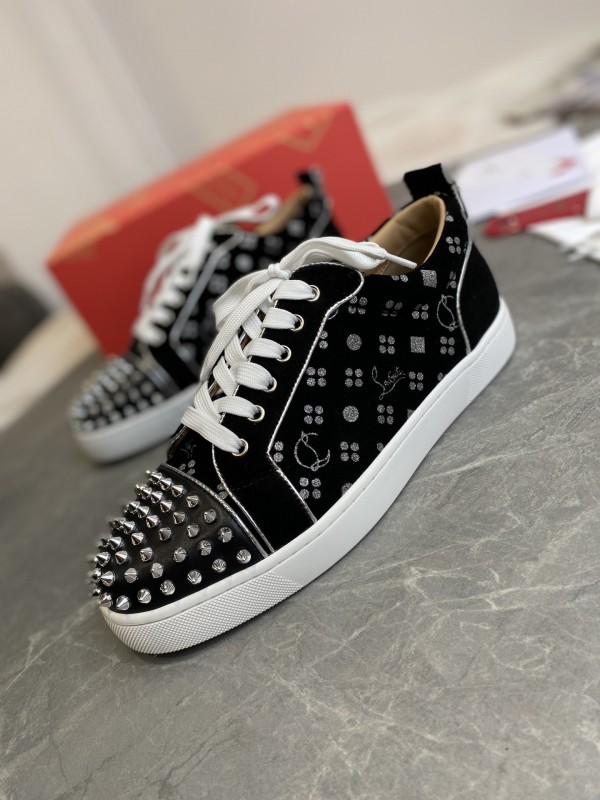 Christian Louboutin Louis Junior Spikes Sneakers CLLT-011 