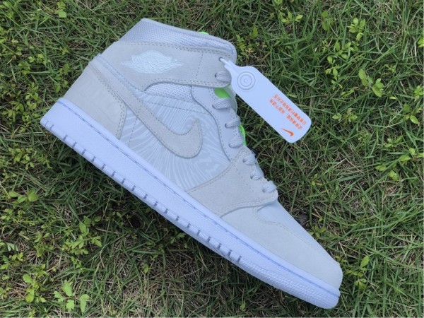 Air Jordan 1 Mid Vast Grey Ghost Green (W) 
