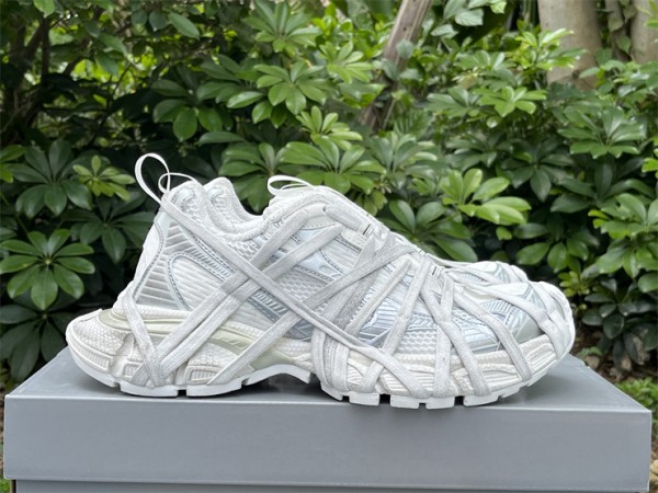 Balenciaga’s 3XL Sneaker in Silver - White  2024 B3XL-034