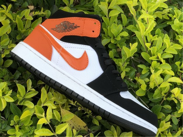 Air Jordan 1 Mid ' Shattered Backboard '