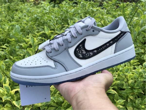 Dior x Air Jordan 1 Retro Low  Grey 