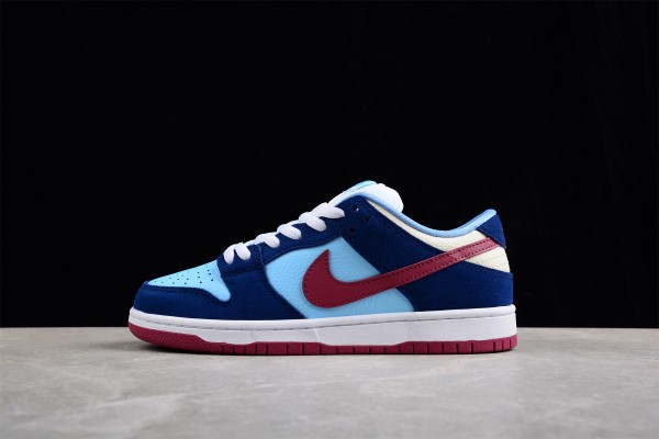 Nike SB Dunk Low FTC Finally 