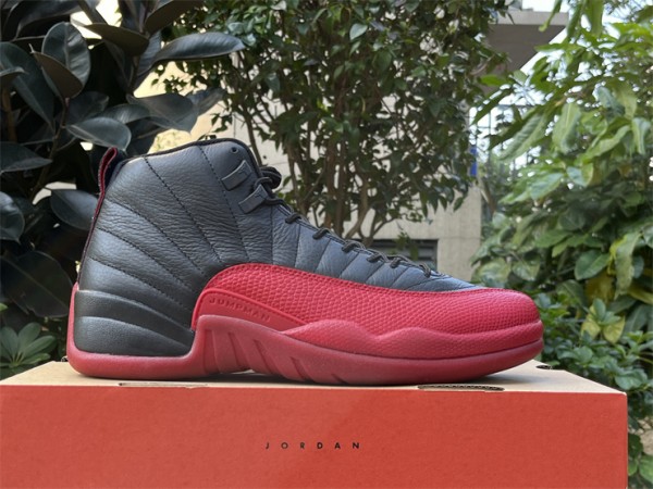  Air Jordan 12 Retro Flu Game (2025) 