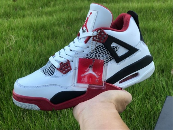 Air Jordan 4 Retro Fire Red (2012)