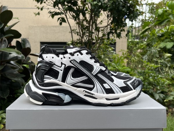 Balenciaga Runner Sneaker in White - Black 