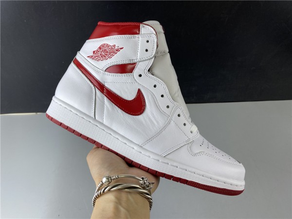 Air Jordan 1 Retro High OG Metallic Red (2017)