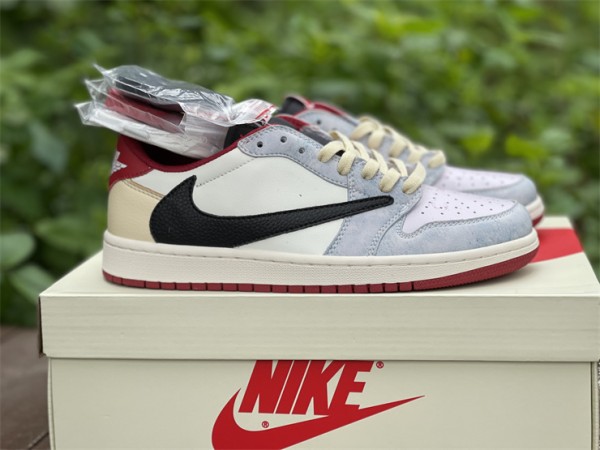 Travis Scott x Air Jordan 1 Low Red 