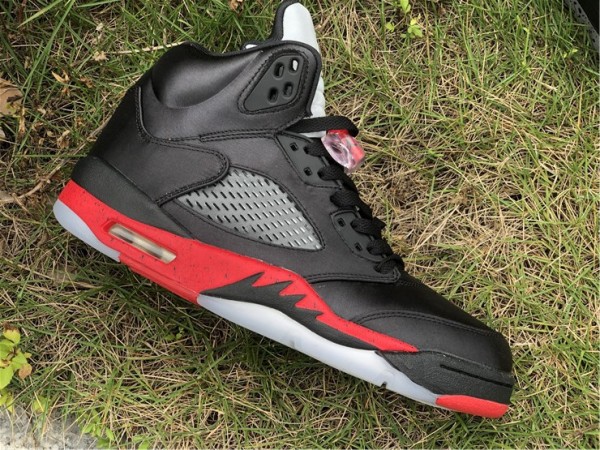 Air Jordan 5 Retro Satin Bred
