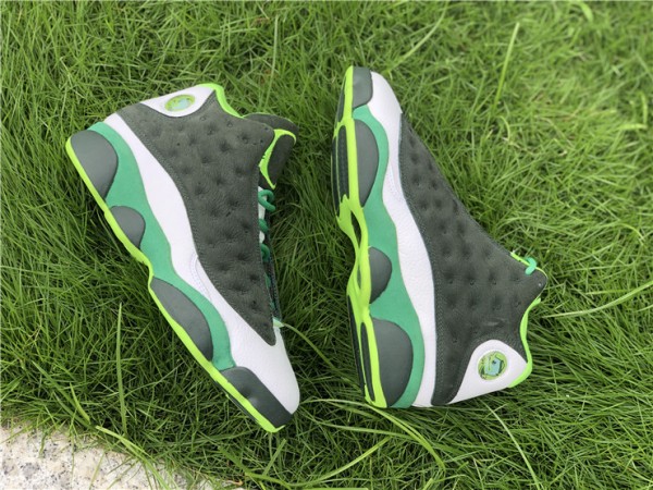 Jordan 13 Retro Oregon Ducks PE