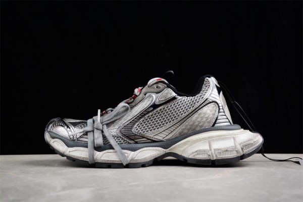 Balenciaga’s 3XL Sneaker in grey silver mesh and polyurethane B3XL-011
