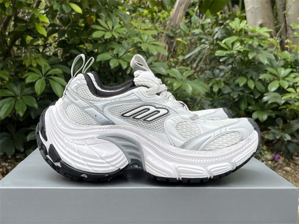 Balenciaga 10XL Sneaker in white, black and grey mesh, TPU and rubber 