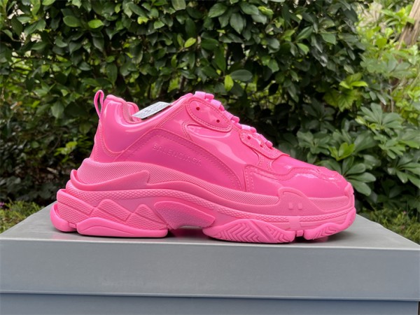 Balenciaga Triple S Sneaker in pink rubber  