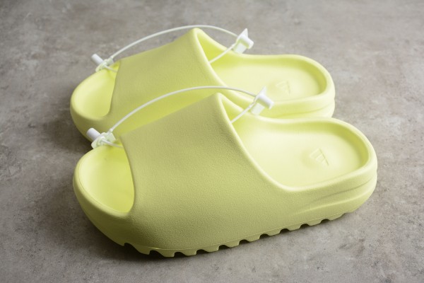 Adidas Yeezy Slide 'Glow Green' 