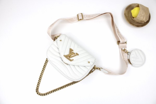 LV  New Wave Multi-Pochette 