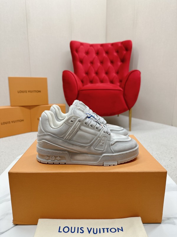 LV Trainer Sneaker - Gray - LV-TR014