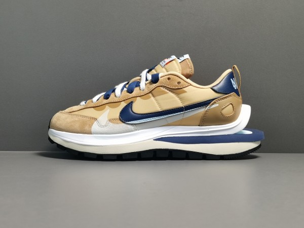 Sacai x Nike Vaporwaffle Sesame Blue Void 
