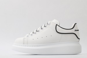 Alexander McQueen Oversized Sneaker White - Black 