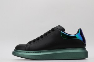Alexander McQueen Oversized Sneaker Black Pearlscent 