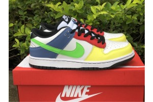 Nike Dunk Low Green Strike 