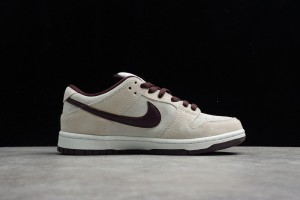 Nike SB Dunk Low Desert Sand Mahogany 