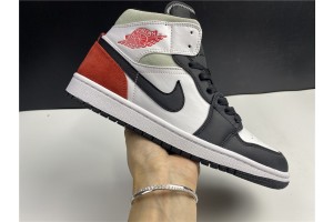 Air Jordan 1 Mid SE Union Red Black Toe