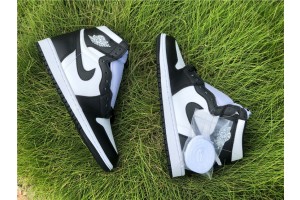 Air Jordan 1 Retro High OG 'Black White' 